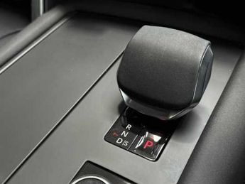 LAND ROVER DISCOVERY 3.0 D350 Dynamic Hse 5Dr Auto