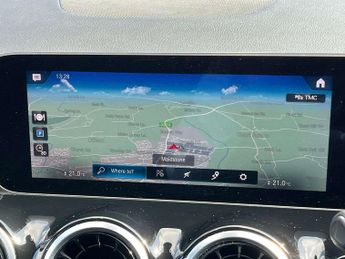 MERCEDES-BENZ GLA Gla 200D Amg Line Executive 5Dr Auto