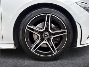 MERCEDES-BENZ CLA Cla 200 Amg Line Executive 5Dr Tip Auto