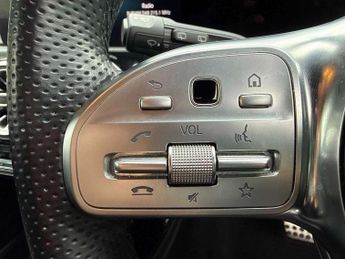 MERCEDES-BENZ CLA Cla 200 Amg Line Executive 5Dr Tip Auto