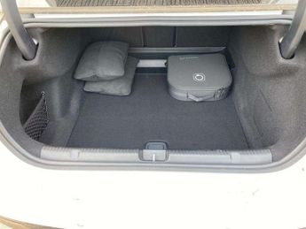 MERCEDES-BENZ EQE Eqe 350+ 215Kw Amg Line Nt Ed Prem+ 96Kwh 4Dr Auto