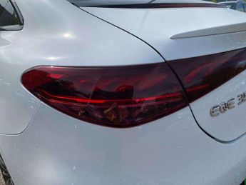 MERCEDES-BENZ EQE Eqe 350+ 215Kw Amg Line Nt Ed Prem+ 96Kwh 4Dr Auto