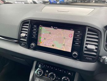 SKODA KAROQ 2.0 Tsi Sportline Suv 5Dr Petrol Dsg 4Wd Euro 6 (S/S) (190 Ps)