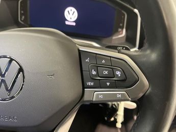 VOLKSWAGEN POLO 1.0 Tsi R-Line Hatchback 5Dr Petrol Dsg Euro 6 (S/S) (95 Ps)