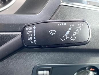 VOLKSWAGEN TIGUAN 2.0 Tdi Bluemotion Tech Se Navigation Suv 5Dr Diesel Dsg 4Motion