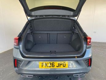 VOLKSWAGEN T-ROC 1.5 Etsi 150 R-Line 5Dr Dsg