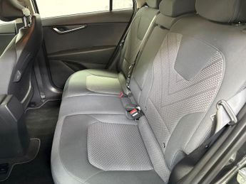 KIA NIRO 150Kw 2 Nav 65Kwh 5Dr Auto