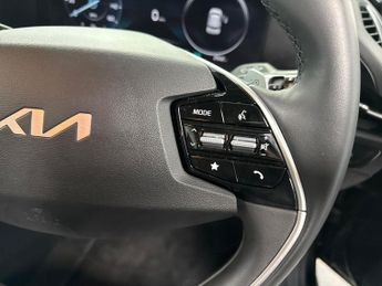 KIA NIRO 150Kw 2 Nav 65Kwh 5Dr Auto