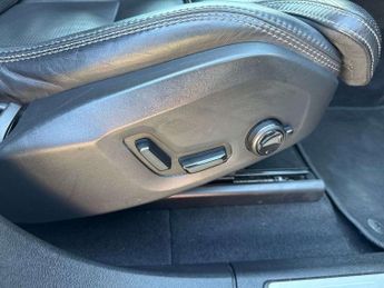 VOLVO XC60 2.0 B5P [250] Inscription 5Dr Awd Geartronic