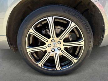 VOLVO XC60 2.0 B5P [250] Inscription 5Dr Awd Geartronic