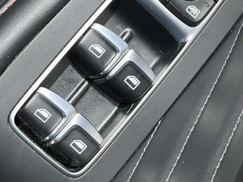MG MOTOR UK HS 1.5 T-Gdi Exclusive 5Dr Dct