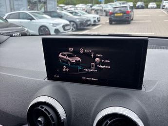 AUDI Q2 2.0 Tfsi Black Edition Suv 5Dr Petrol S Tronic Quattro Euro 6 (S