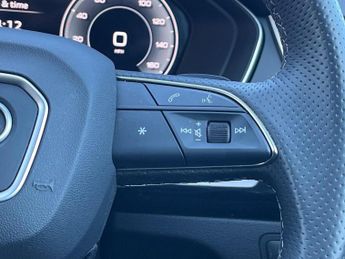 AUDI Q5 40 Tdi Quattro Black Ed 5Dr S Tronic [Tech Pack]