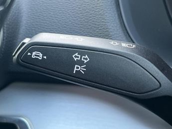 AUDI Q2 35 Tfsi S Line 5Dr S Tronic