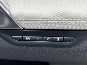 LAND ROVER DISCOVERY SPORT 2.0 D200 Dynamic Se 5Dr Auto [7 Seat]