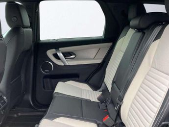 LAND ROVER DISCOVERY SPORT 2.0 D200 Dynamic Se 5Dr Auto [7 Seat]