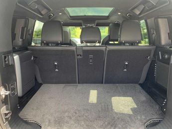 LAND ROVER DEFENDER 4.4 P635 Octa 110 5Dr Auto