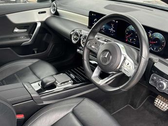 MERCEDES-BENZ CLA Cla 200 Amg Line Executive 5Dr Tip Auto