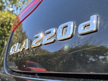 MERCEDES-BENZ CLA Cla 220D Amg Line Premium 5Dr Tip Auto
