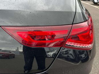 MERCEDES-BENZ CLA Cla 200 Amg Line Executive 5Dr Tip Auto