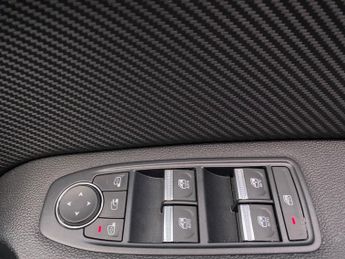RENAULT CAPTUR 1.6 E-Tech 9.8Kwh E-Tech Engineered Suv 5Dr Petrol Plug-In Hybri