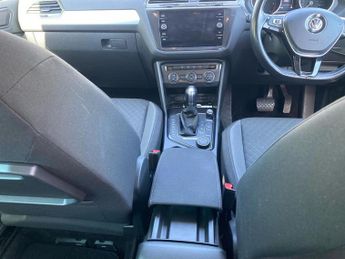 VOLKSWAGEN TIGUAN 2.0 Tdi Match Suv 5Dr Diesel Dsg 4Motion Euro 6 (S/S) (150 Ps)