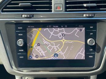 VOLKSWAGEN TIGUAN ALLSPACE 2.0 Tdi Elegance Suv 5Dr Diesel Dsg 4Motion Euro 6 (S/S) (150 Ps