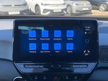 VOLKSWAGEN ID.3 Pro Performance 58Kwh Life Hatchback 5Dr Electric Auto (204 Ps)