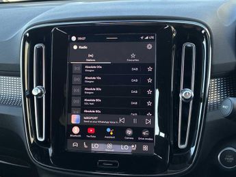 VOLVO XC40 2.0 B4P Plus Dark 5Dr Awd Auto