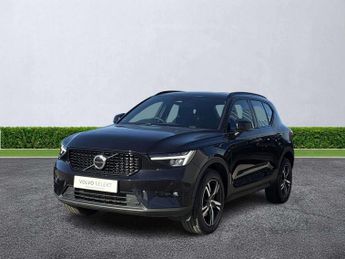 VOLVO XC40 2.0 B4P Plus Dark 5Dr Awd Auto