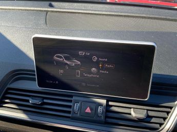 AUDI Q5 Q5 40 Tdi Quattro Vorsprung 5Dr S Tronic Estate