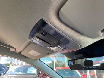 KIA NIRO Niro 150Kw 2 65Kwh 5Dr Auto Estate