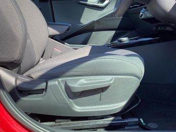 KIA NIRO Niro 150Kw 2 65Kwh 5Dr Auto Estate