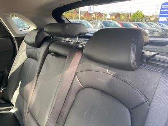 HYUNDAI KONA 64Kwh Ultimate Suv 5Dr Electric Auto (10.5Kw Charger) (204 Ps)