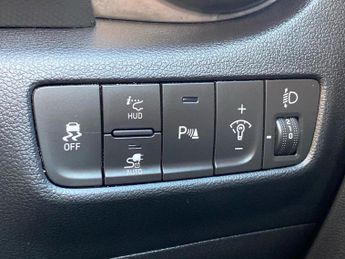HYUNDAI KONA 64Kwh Ultimate Suv 5Dr Electric Auto (10.5Kw Charger) (204 Ps)
