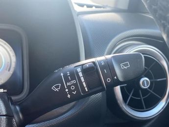 HYUNDAI KONA 64Kwh Ultimate Suv 5Dr Electric Auto (10.5Kw Charger) (204 Ps)