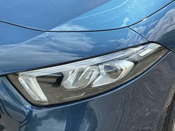 MERCEDES-BENZ A CLASS A180D [2.0] Amg Line Executive 5Dr Auto