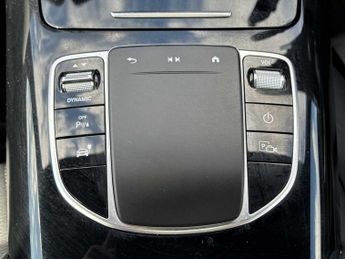 MERCEDES-BENZ EQC Eqc 400 300Kw Amg Line Premium 80Kwh 5Dr Auto