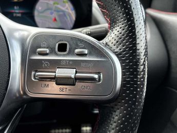 MERCEDES-BENZ EQA Eqa 250 140Kw Amg Line 66.5Kwh 5Dr Auto