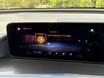 MERCEDES-BENZ EQC Eqc 400 300Kw Amg Line Premium 80Kwh 5Dr Auto