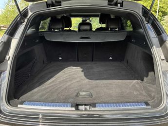 MERCEDES-BENZ EQC Eqc 400 300Kw Amg Line Premium 80Kwh 5Dr Auto