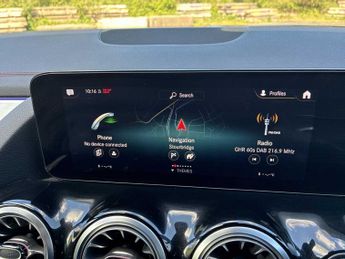 MERCEDES-BENZ EQA Eqa 250 140Kw Amg Line 66.5Kwh 5Dr Auto
