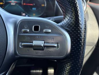 MERCEDES-BENZ EQA Eqa 250 140Kw Amg Line 66.5Kwh 5Dr Auto