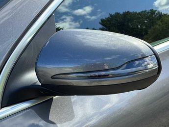 MERCEDES-BENZ EQA Eqa 250 140Kw Amg Line 66.5Kwh 5Dr Auto