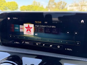 MERCEDES-BENZ CLA Cla 200 Amg Line Premium + Night Ed 4Dr Tip Auto