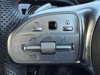 MERCEDES-BENZ CLA Cla 200 Amg Line Premium + Night Ed 4Dr Tip Auto