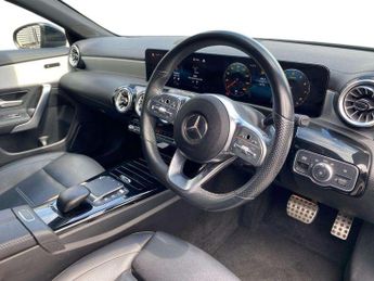 MERCEDES-BENZ CLA Cla 200 Amg Line Executive 5Dr Tip Auto