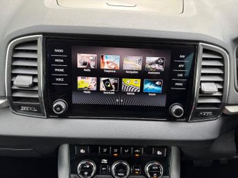 SKODA KAROQ 1.5 Tsi Act Se Drive Suv 5Dr Petrol Dsg Euro 6 (S/S) (150 Ps)