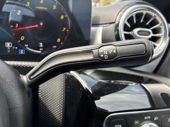 MERCEDES-BENZ CLA Cla 200 Amg Line Premium 5Dr Tip Auto