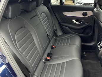 MERCEDES-BENZ EQC Eqc 400 300Kw Amg Line Premium 80Kwh 5Dr Auto